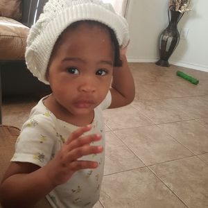 Meet your Posher, Dominga